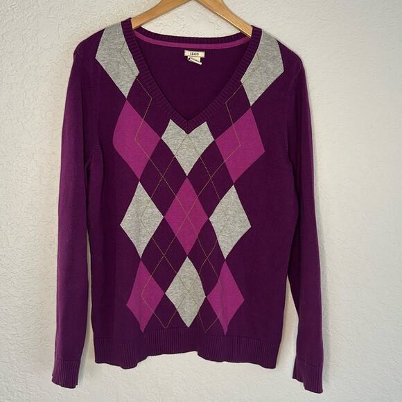 Izod Sweaters - IZOD Purple Argyle Sweater V Neck Gilmore XL Golf Preppy Sporty Prep Caddyshack